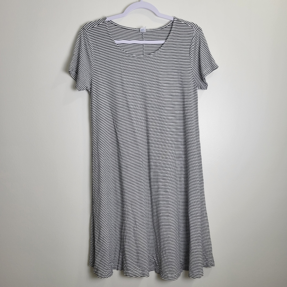 Old Navy Striped Stretch Jersey Cozy T shirt‎ Midi Dress M